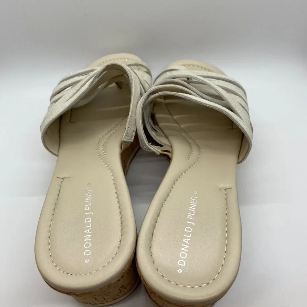 NIB Donald Pliner Silver leather platform Sz 8.5